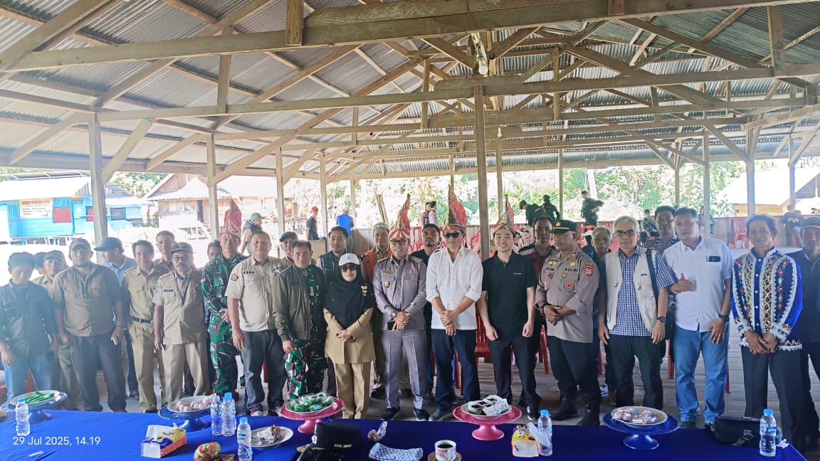 Wabub jumail mappile Sosialisasi PT Kalla Arebamma di Kecamatan Rampi